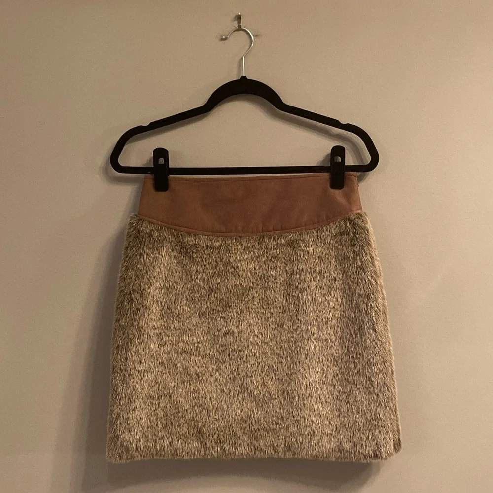 J. McLaughlin Bree Faux Fur Skirt, Size 2 - Picture 3 of 11